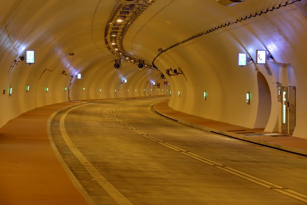Odwodnienia liniowe a tunelowe — główne różnice